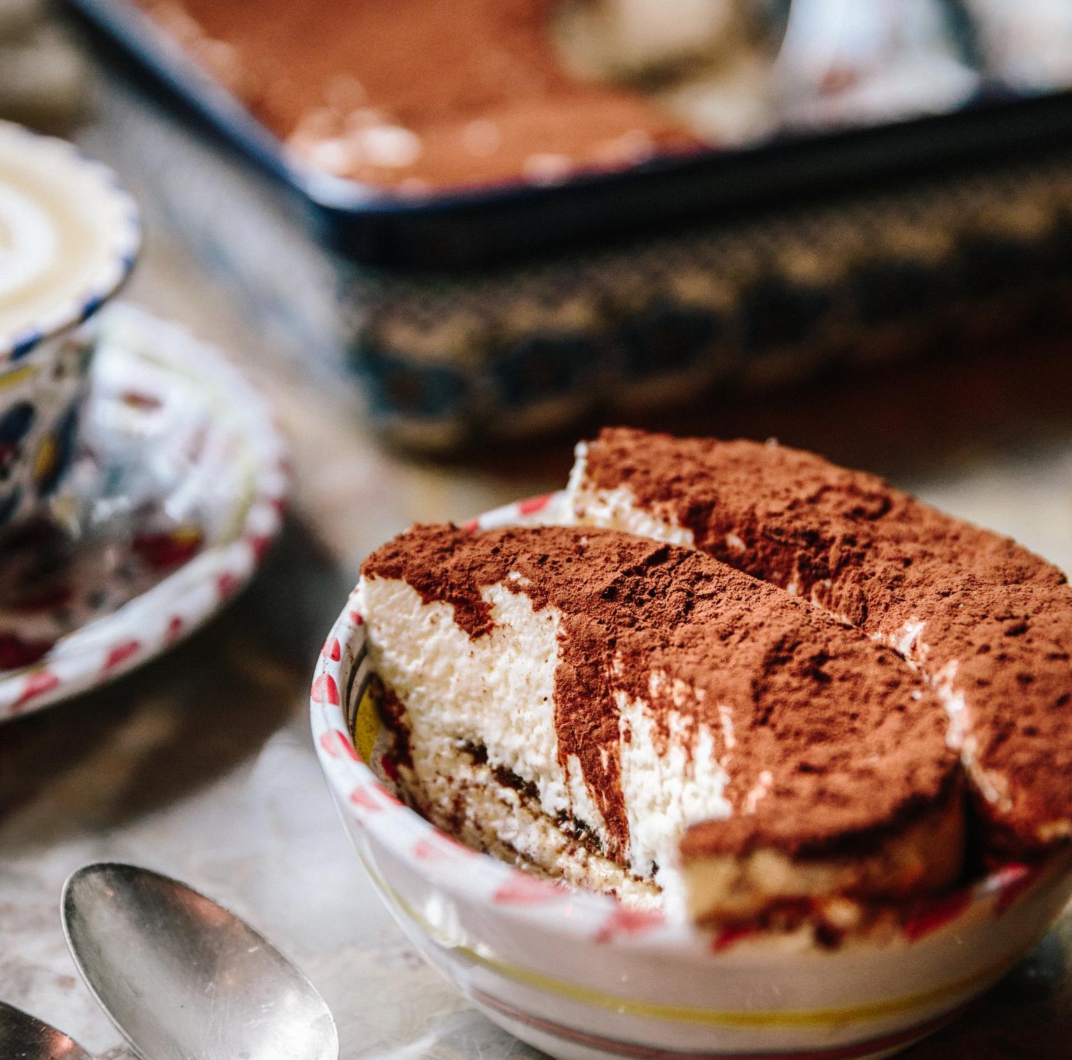 Italian restaurant, tiramisu