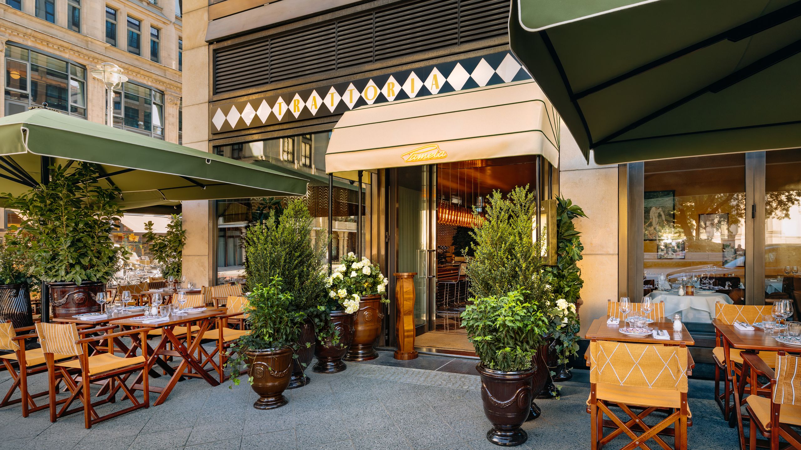 Big Mamma · Italian restaurants con molto amore