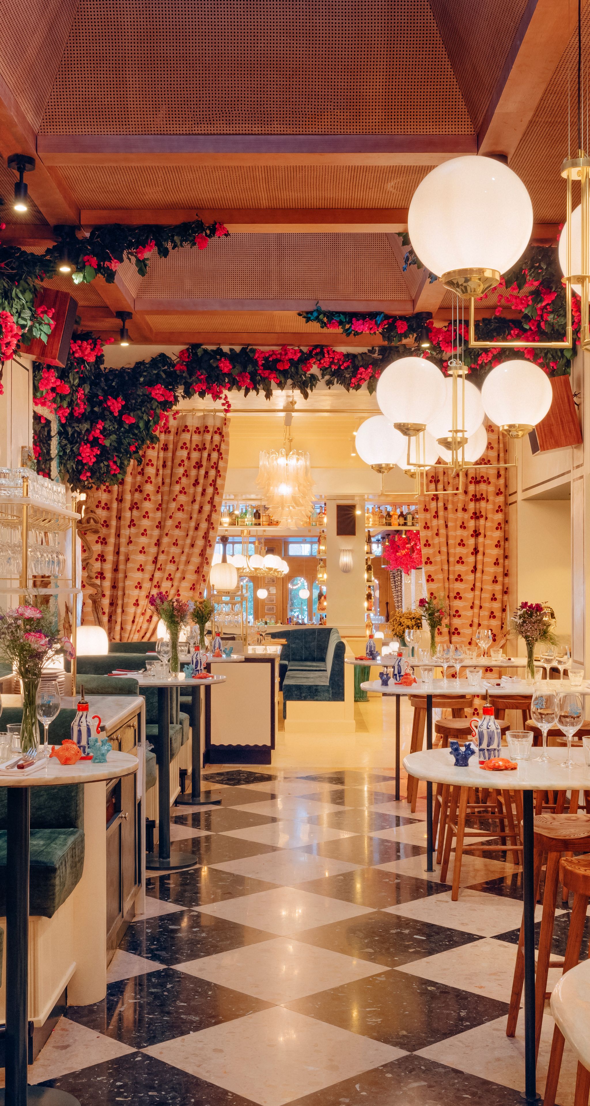 Big Mamma · Italian restaurants con molto amore