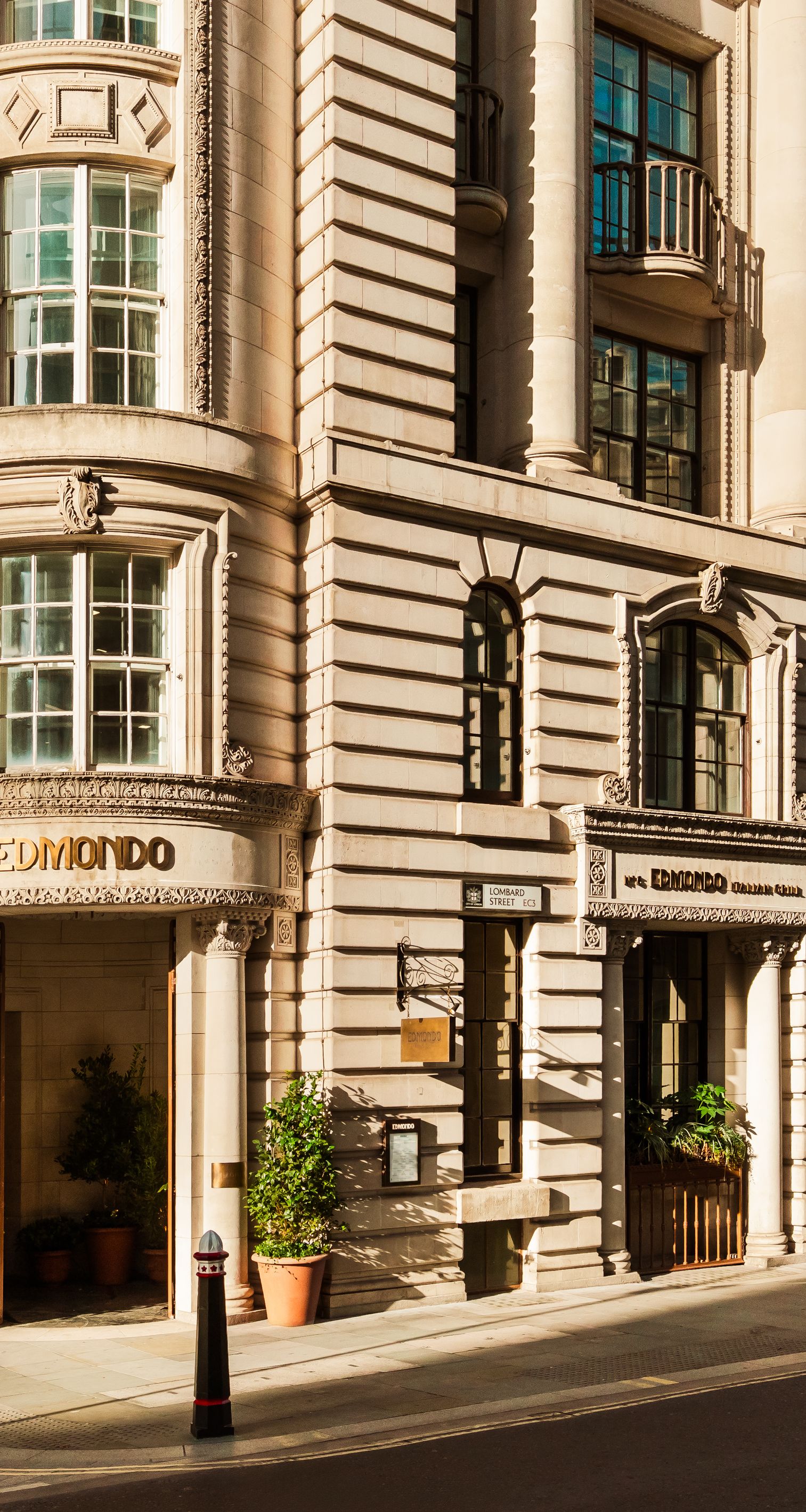 Big Mamma · Italian restaurants con molto amore