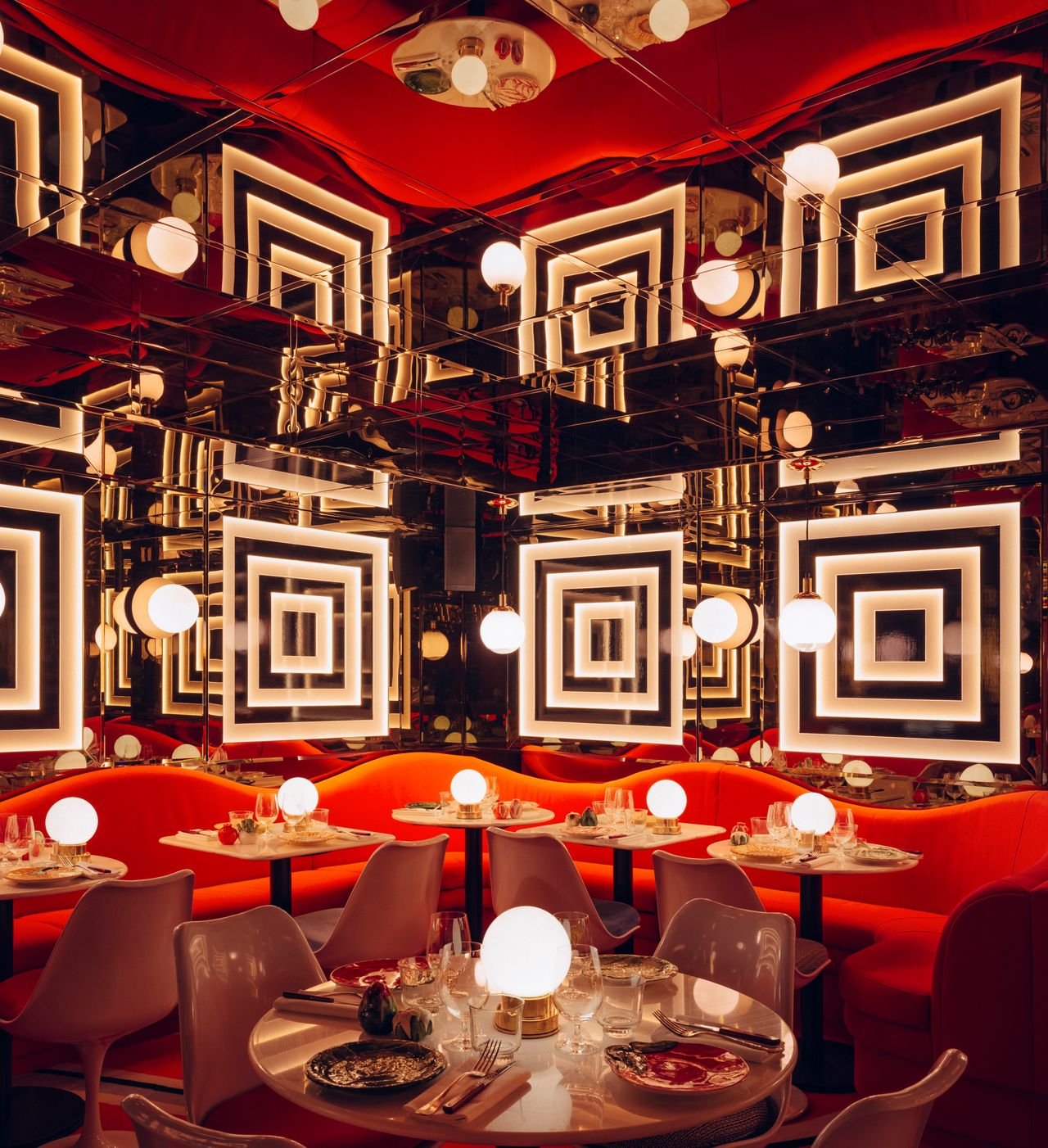 Big Mamma · Italian restaurants con molto amore