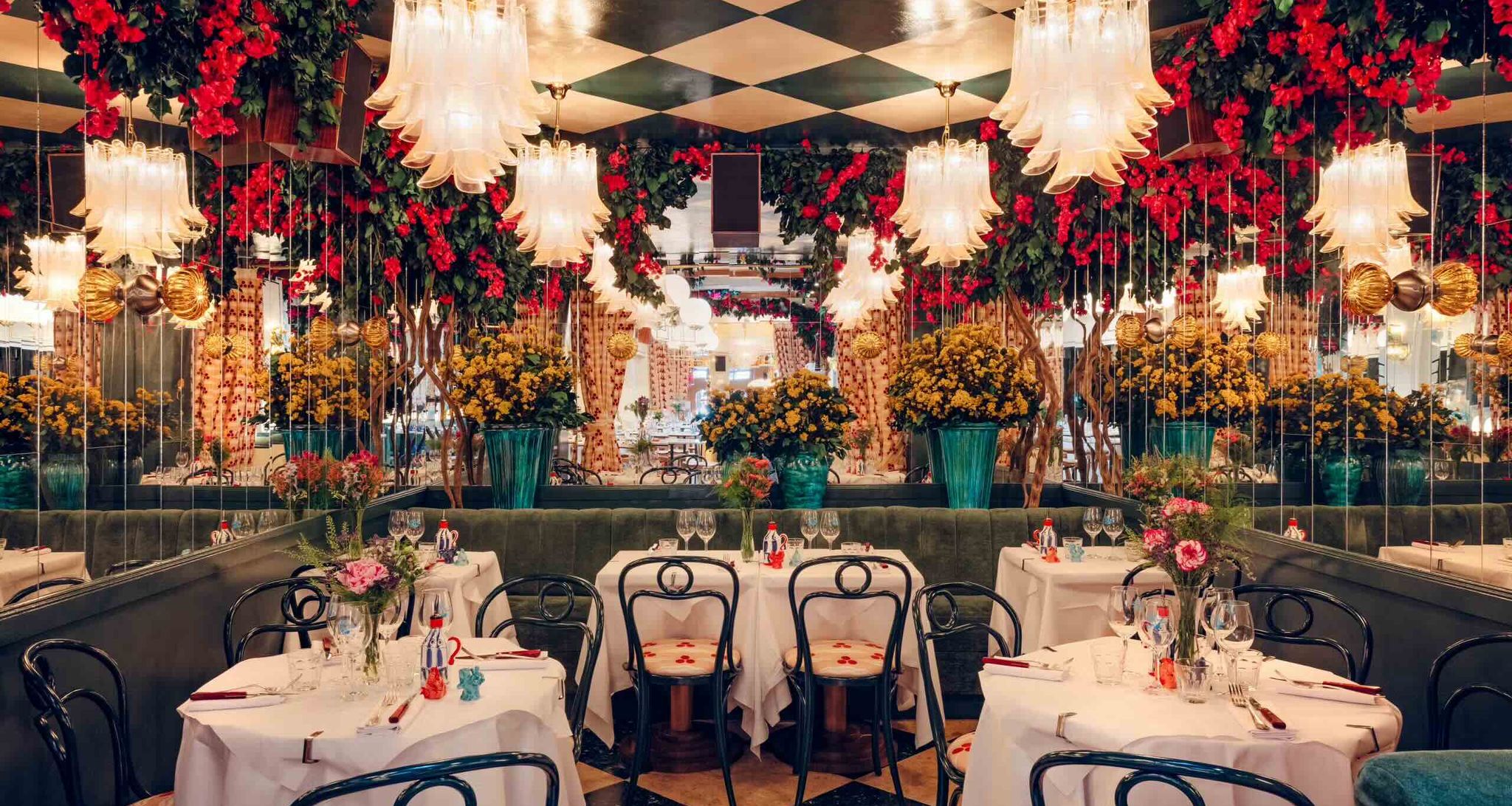 Big Mamma · Italian restaurants con molto amore