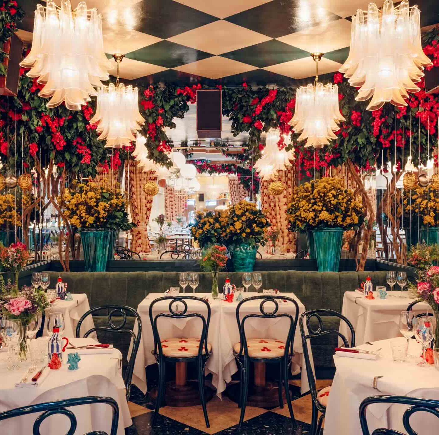 Big Mamma · Italian restaurants con molto amore